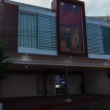 Hotel Las Torres Tehuacán Exteriör bild