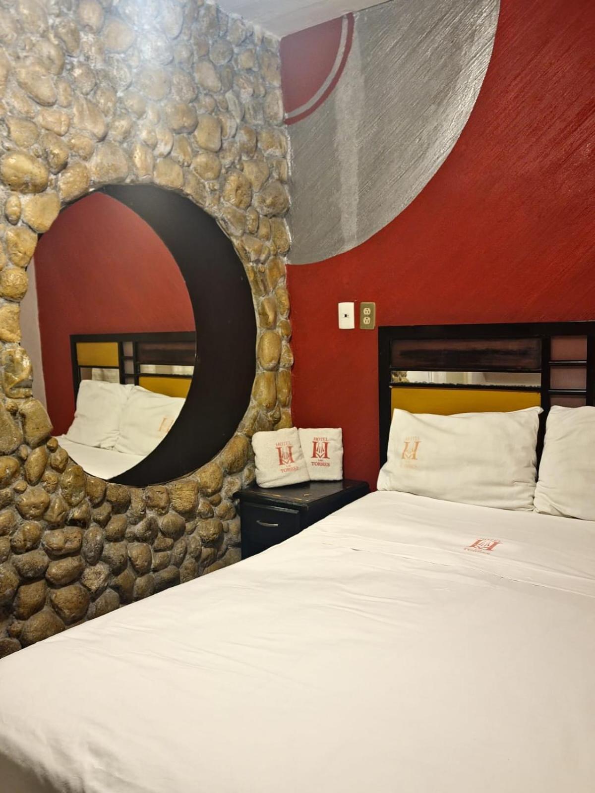 Hotel Las Torres Tehuacán Exteriör bild